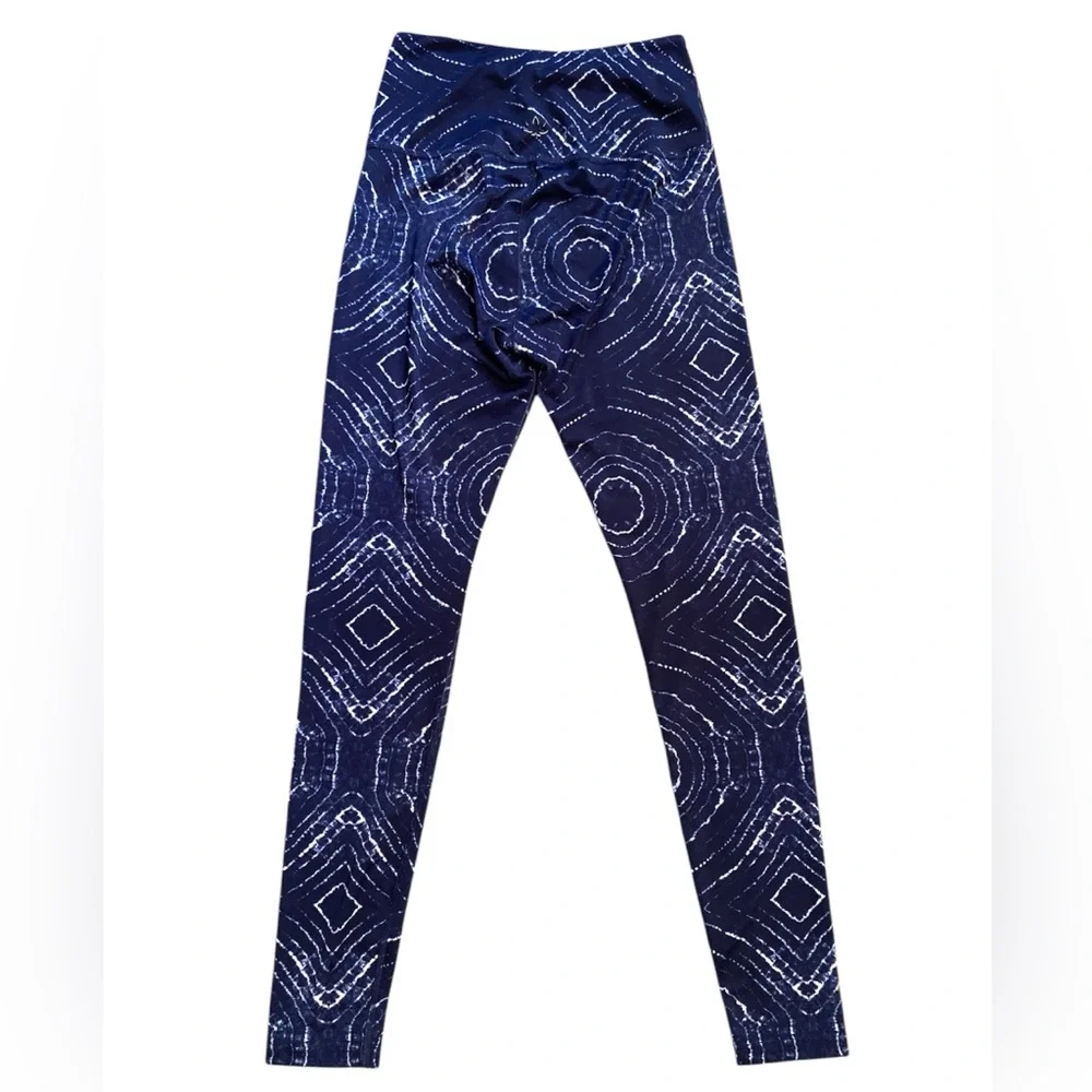 Beyond Yoga Compression Lux Print High Waisted Long Leggings - Picture 4 of 7